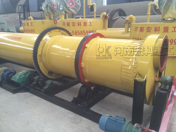  山東的客戶，您采購的0.8x6m雞糞烘干機(jī)已發(fā)出